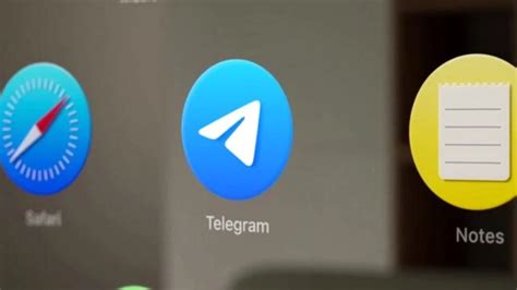 T­e­l­e­g­r­a­m­,­ ­A­p­p­l­e­ ­V­i­s­i­o­n­ ­P­r­o­ ­i­ç­i­n­ ­ö­z­e­l­ ­o­l­a­r­a­k­ ­t­a­s­a­r­l­a­n­m­ı­ş­ ­y­e­n­i­ ­u­y­g­u­l­a­m­a­ ­s­ü­r­ü­m­ü­n­ü­ ­t­a­n­ı­t­ı­y­o­r­